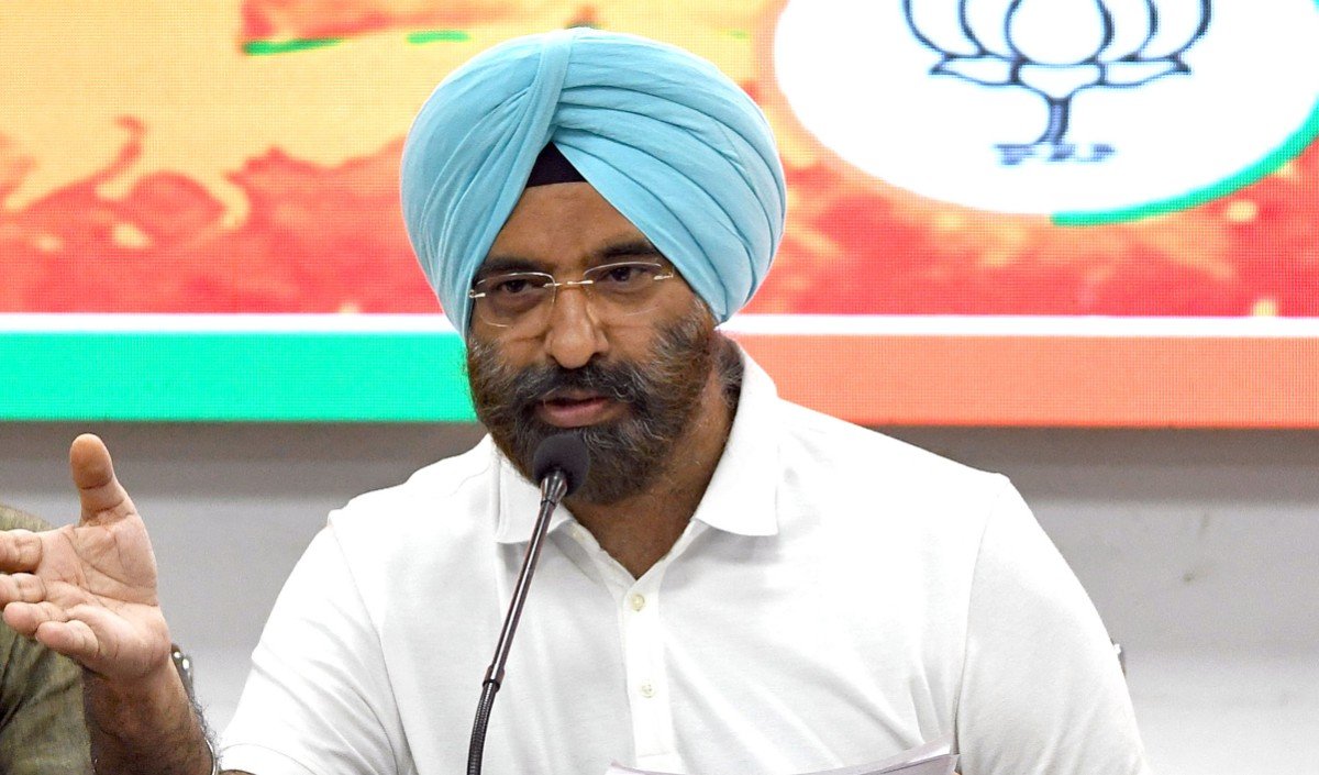 दिल्ली: पर्यावरण मंत्री बोले, ‘बिना PUCC के नहीं मिलेगा पेट्रोल-डीजल’, प्रदूषण की 4 वजहें बताई