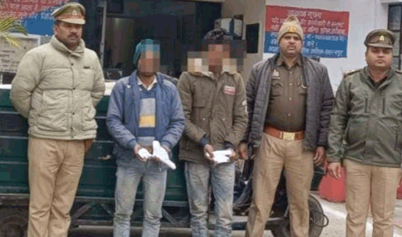 खैर के पेड़ चोरी की घटना का पुलिस ने किया खुलासा, असलाह सहित दो पेड़ चोर गिरफ्तार