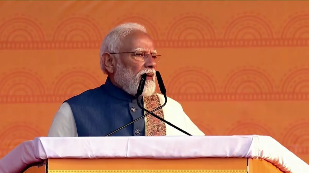 बिना भेदभाव गरीबों तक योजनाएं पहुंचाना ही सच्चा सेकुलरिज्म : नरेन्द्र मोदी