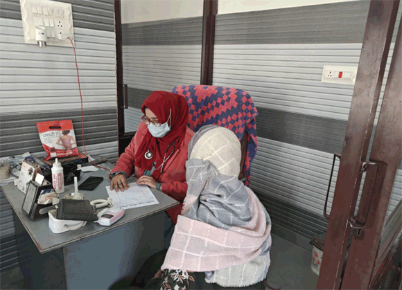 जामिया तिब्बिया देवबन्द द्वारा ग्राम हाशिमपूरा में विशाल निःशुल्क मेडिकल कैम्प का आयोजन