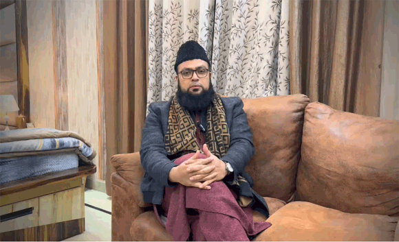 मौलाना कारी इसहाक गोरा बोले- बुर्का पहनने पर रोक लगाने वाली दुकानों का महिलाएं करें बहिष्कार’