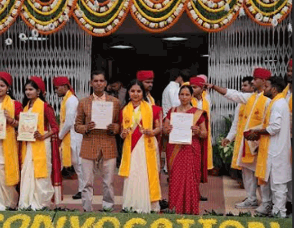 अघ्याना की बेटी अन्नपूर्णा को एमए म बीएचयु मे मिला गोल्ड मेडल