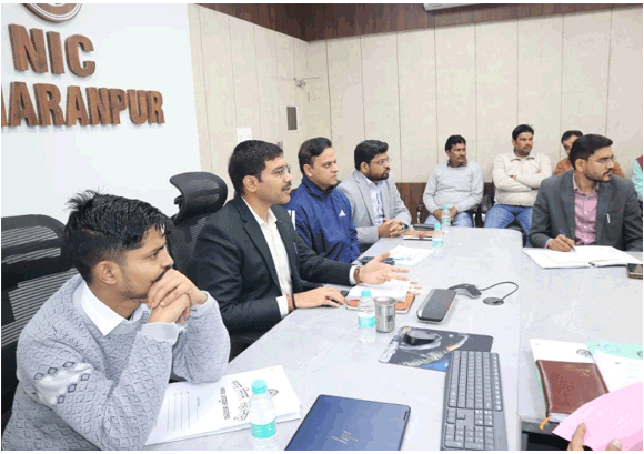 जिलाधिकारी ने की कोहरा, यातायात प्रबन्धन, शीत लहर के सम्बन्ध में बैठक