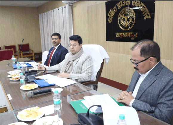 मंडलायुक्त की अध्यक्षता में मंडलीय सड़क सुरक्षा समिति की बैठक सम्पन्न