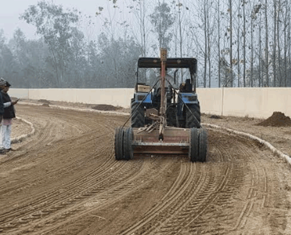 खबर का असर: अघ्याना के नवनिर्मित मिनी स्टेडियम मे युवा कल्याण विभाग ने मिटटी डालनी शुरू की