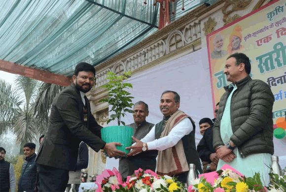 कृषि सूचना तंत्र के सुदृढीकरण एवं कृषक जागरूकता कार्यक्रम योजनान्तर्गत एक दिवसीय एग्रोक्लाईमेटिक जनपद स्तरीय किसान मेला एवं गोष्ठी का हुआ आयोजन