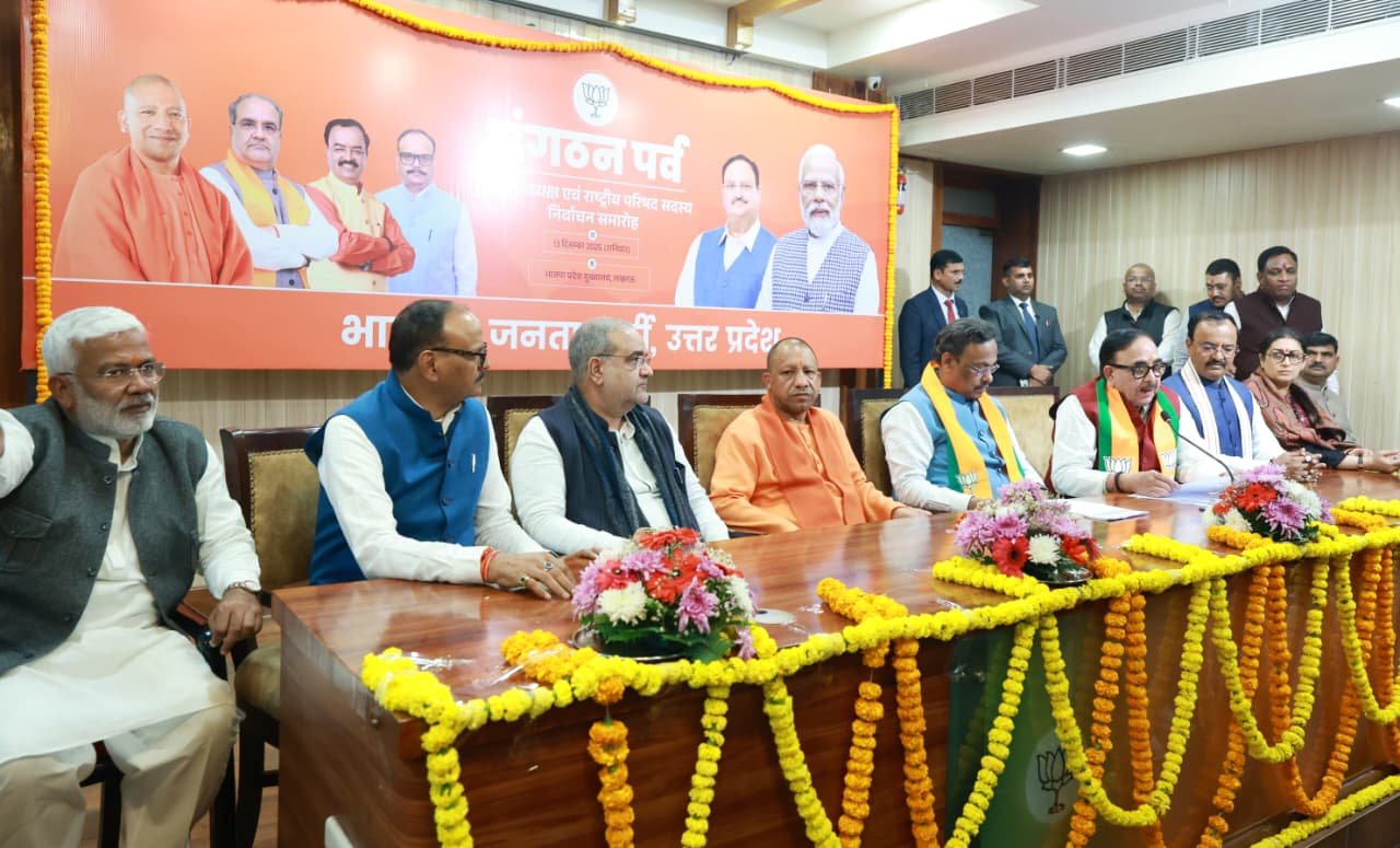 पंकज चौधरी को यूपी बीजेपी की ‘कमान’, योगी के गढ़ से विपक्ष के PDA दांव की काट