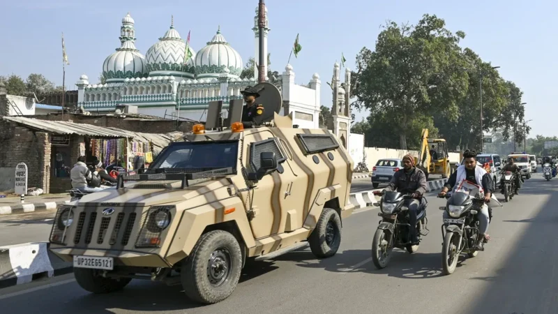 बाबरी विध्वंस के 33 साल… अयोध्या समेत ये प्रमुख शहर छावनी में तब्दील, पूरे UP में सुरक्षा टाइट