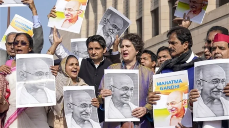 G राम G पर चर्चा शुरू होते ही विपक्ष ने काटा बवाल, वेल में पहुंचे सांसद, बोले- ‘JPC में भेजो बिल’