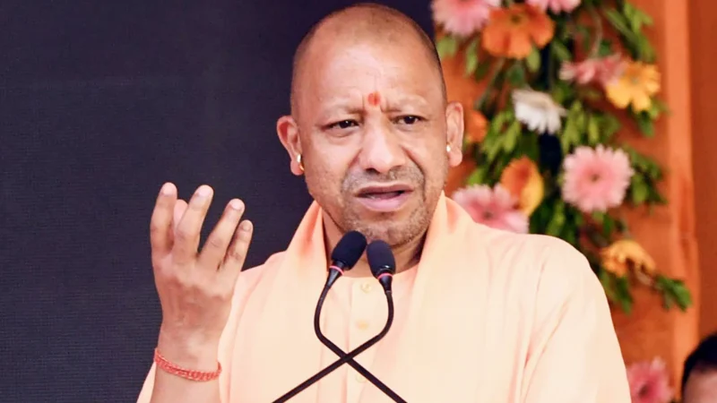 ‘गतिमान उत्तर प्रदेश : योगी सरकार के बेमिसाल आठ साल’ पुस्तक का लोकार्पण, सीएम और पीएम के बांधे गये तारीफों के पुल