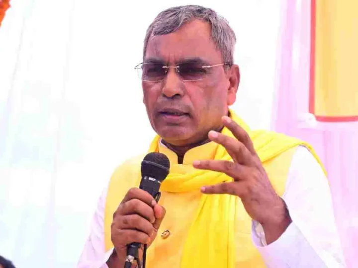 ‘राज्यपाल गो बैक के नारे लगाए’, यूपी विधानसभा में सपा विधायकों पर भड़के ओम प्रकाश राजभर