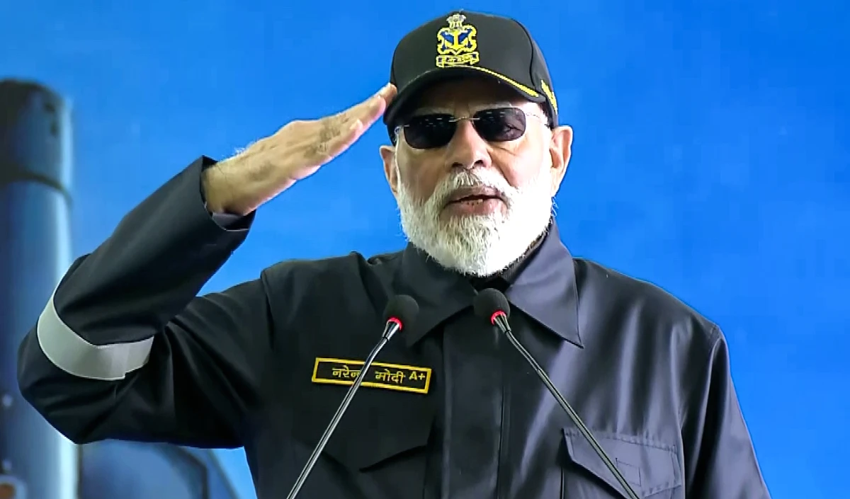 “साहस और दृढ़ संकल्प का प्रतीक”: पीएम मोदी ने नौसेना की शान में पढ़े कसीदे, समुद्री सीमाओं की बताई अहमियत