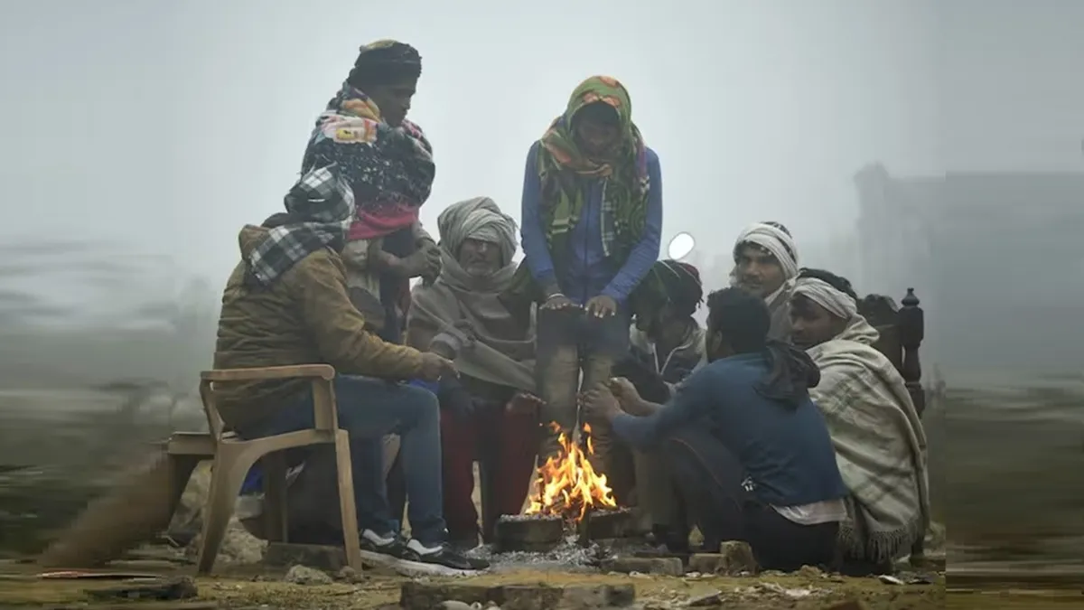 उत्तर भारत में कड़ाके की ठंड का टॉर्चर, दिल्ली-NCR समेत यूपी में घने कोहरे का ऑरेंज अलर्ट; कश्मीर में होगी बर्फबारी