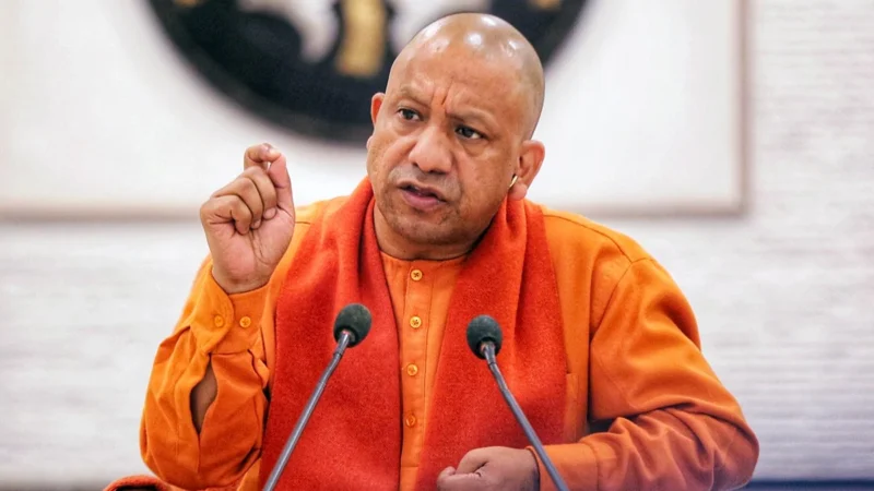 ‘देश में दो नूमने एक दिल्ली में एक लखनऊ में…’ यूपी विधानसभा में CM योगी ने किसे सुनाया?