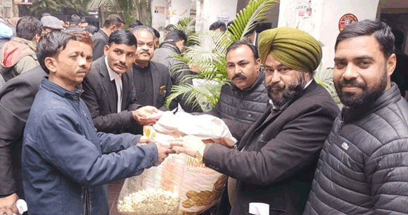 जिला न्यायालय परिसर में धूमधाम से मना लोहड़ी पर्व