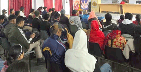 एबीवीपी ने राष्ट्रीय युवा दिवस पर महाराज सिंह कॉलेज में संगोष्ठी का किया आयोजन