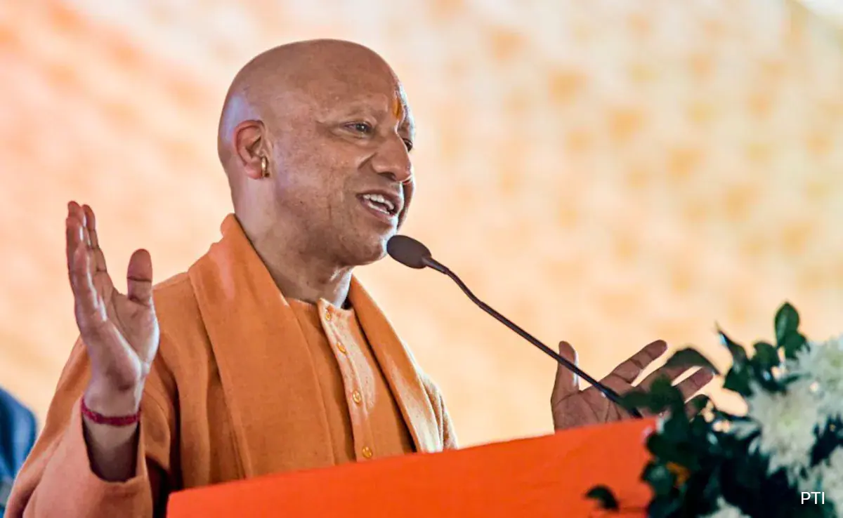 PM शहरी आवास योजना के तहत खाते में आई 1 लाख की राशि, गाजीपुर में लाभार्थियों के खिले चेहरे