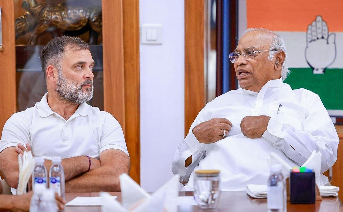 अजित पवार को राहुल गांधी की श्रद्धांजलि, बोले- ‘ईमानदार नेता खो दिया’, खरगे ने भी जताया दुख