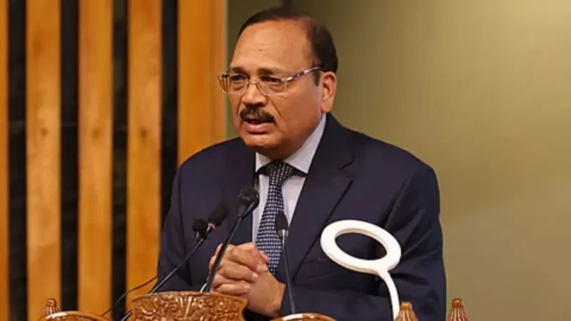 जनरल, SC, ST, OBC के लिए हों अलग-अलग हॉस्टल, सुनते ही भड़क गए CJI, कहा- फॉर गॉड सेक…