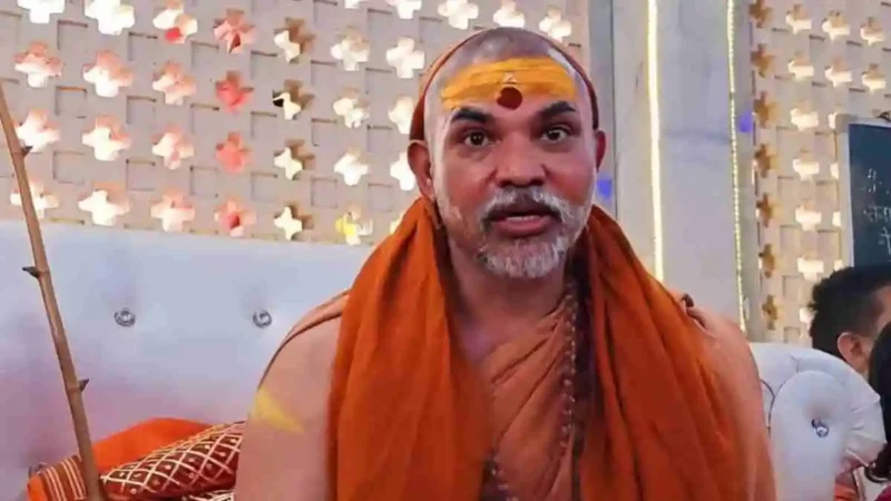 ‘जमीन आवंटन रद्द करना है तो…’, माघ मेला प्रशासन के नोटिस पर बुरी तरह भड़के स्वामी अविमुक्तेश्वरानंद