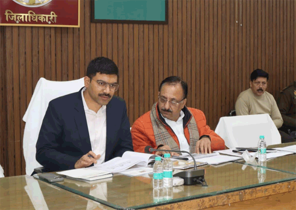 विधायक नगर एवं जिलाधिकारी के समक्ष किया गया पर्यटन विभाग की नवीन कार्ययोजना की परियोजनाओं का प्रस्तुतीकरण