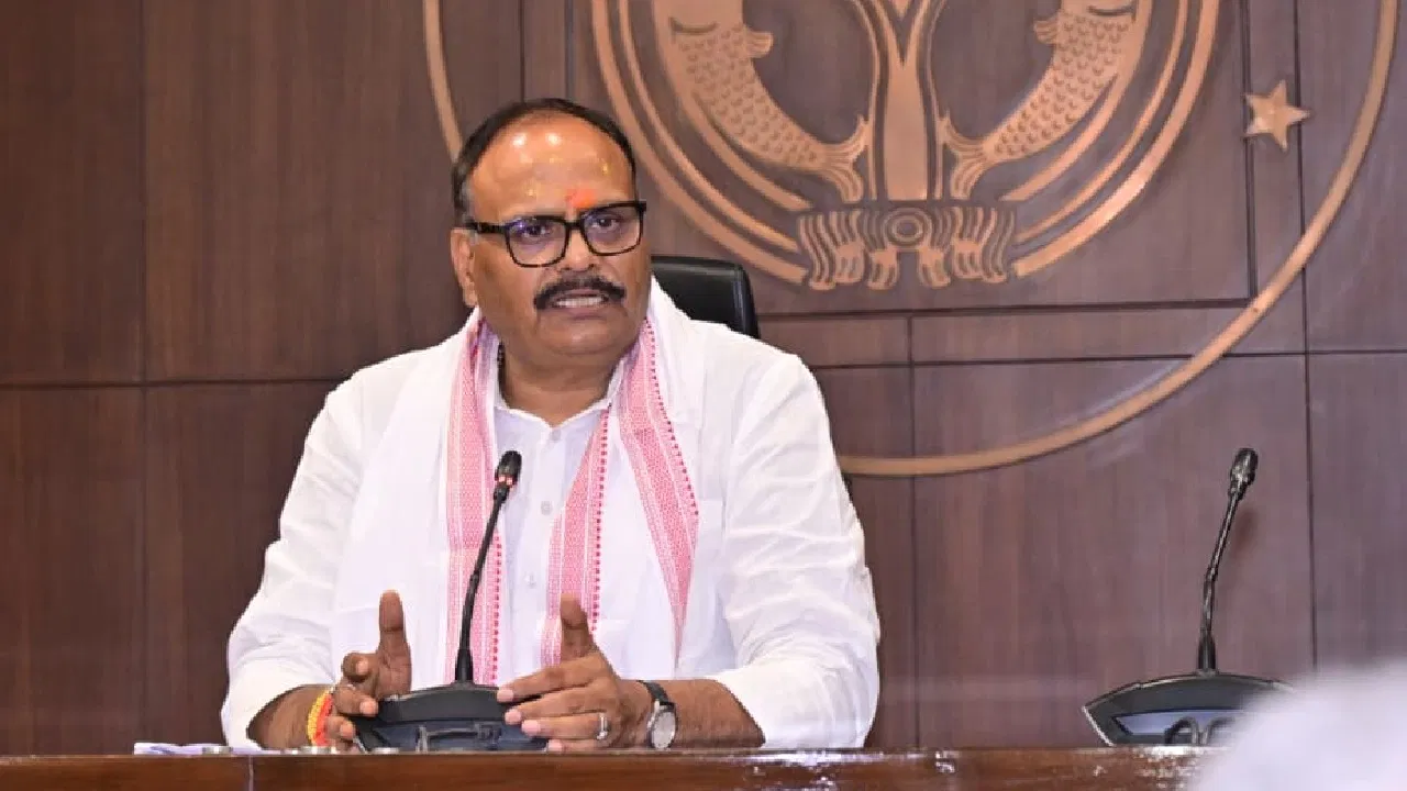 ‘मुसलमान अगर सपा को छोड़ दें तो दो टके की पार्टी रह जाएगी’, ब्रजेश पाठक ने बागपत में सपा पर बोला तीखा हमला