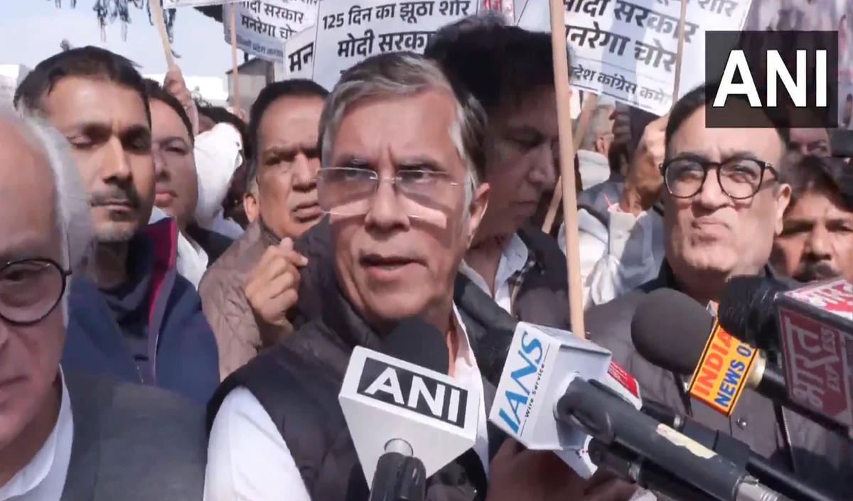 मनरेगा के नए कानून पर Congress का हल्ला बोल, Modi सरकार के खिलाफ छेड़ा संग्राम