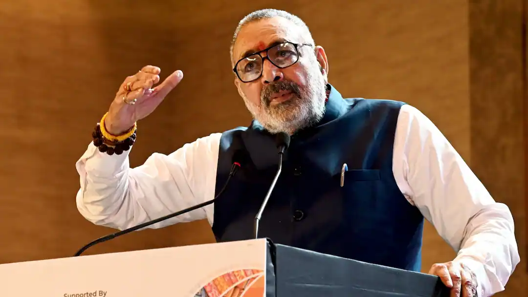 गिरिराज सिंह का ममता बनर्जी- असदुद्दीन ओवैसी पर निशाना, कहा- ‘अगर कोई गजवा ए हिंद का…’