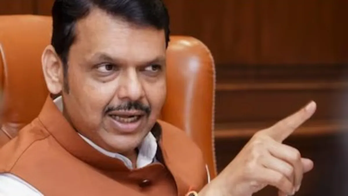 महाराष्ट्र में बवाल: कांग्रेस और AIMIM से कैसे हुआ गठबंधन? CM फडणवीस ने BJP नेताओं को लगाई फटकार