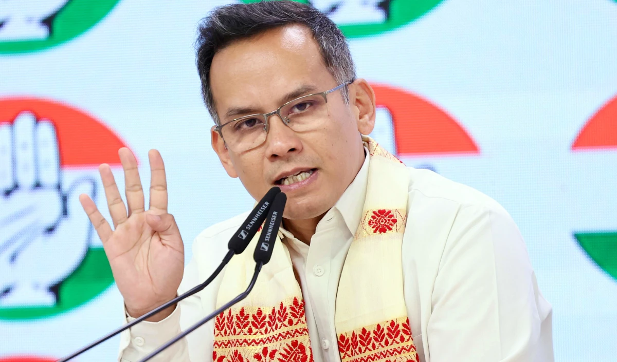 Zubeen Garg की मौत पर गौरव गोगोई का CM Himanta से सीधा सवाल- Singapore सही या आपकी SIT?