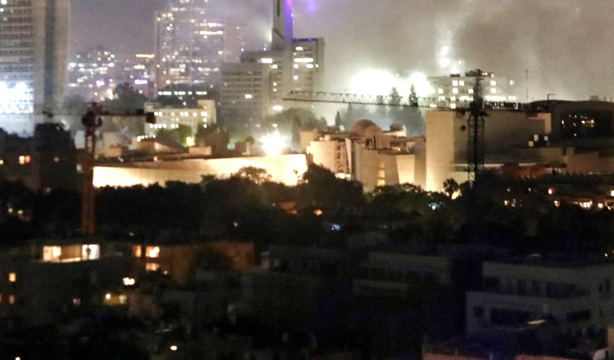 वेनेजुएला में फायरिंग, राष्ट्रपति भवन के पास ड्रोन दिखने से हड़कंप, जानें क्या बोला अमेरिका?