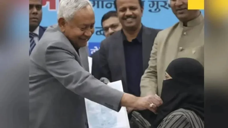 सीएम नीतीश ने जिस डॉक्टर नुसरत परवीन का खींचा था हिजाब, उसने ज्वाइन कर ली नौकरी, मचा था बवाल