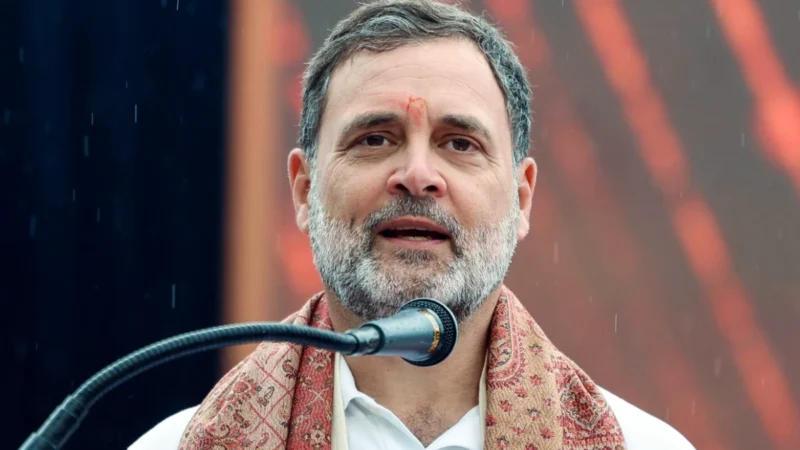 कांग्रेस देश में कर रही मनरेगा को बचाने का आंदोलन, रायबरेली में बोले राहुल गांधी