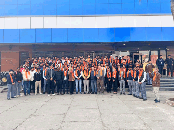 शोभित विश्वविद्यालय गंगोह में छात्र एवं छात्राओं के लिए फिल्म “गोदान” देखने के लिए एक शैक्षिक यात्रा का आयोजन किया गया