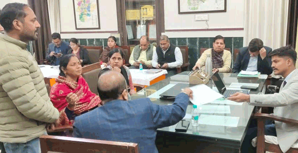 सफाई सम्बंधी दो समस्याओं का हुआ तत्काल निस्तारण