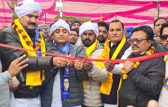 गांव पिकी में धूमधाम से निकली संत रविदास जी की शोभायात्रा