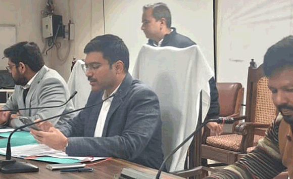 फार्मर रजिस्ट्री की कम प्रगति पर जिलाधिकारी ने जताई नाराजगी