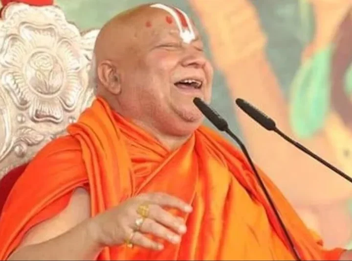 अखिलेश यादव के आरोपों पर जगद्गुरु रामभद्राचार्य का आया बयान, सपा मुखिया को कहा नमाजवादी