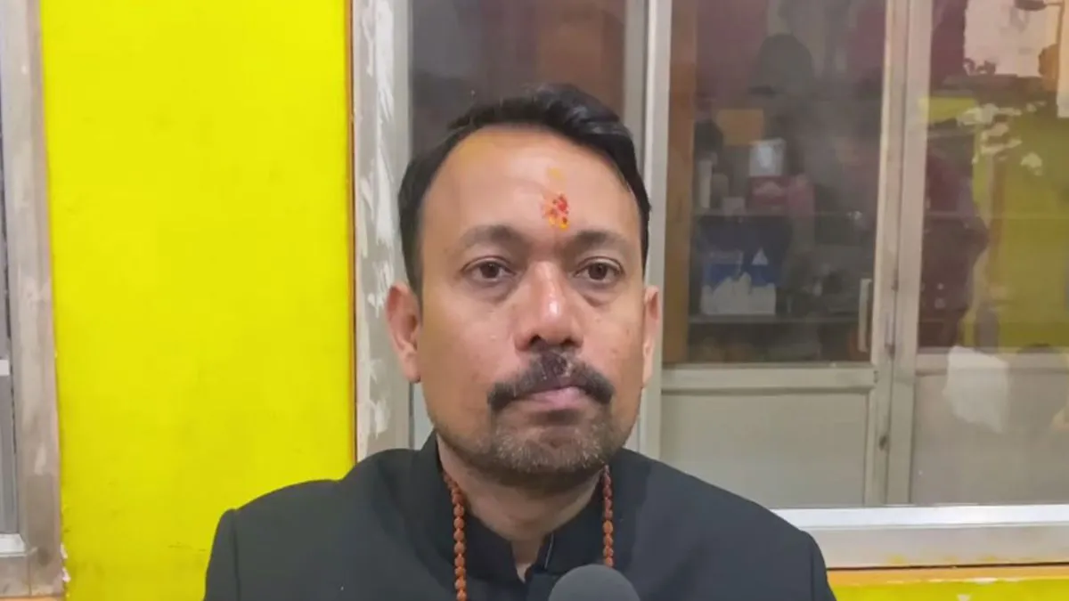 पूर्व सिटी मजिस्ट्रेट अलंकार अग्निहोत्री आज नई राजनीतिक पार्टी के नाम की घोषणा करेंगे, पद से दे चुके हैं इस्तीफा