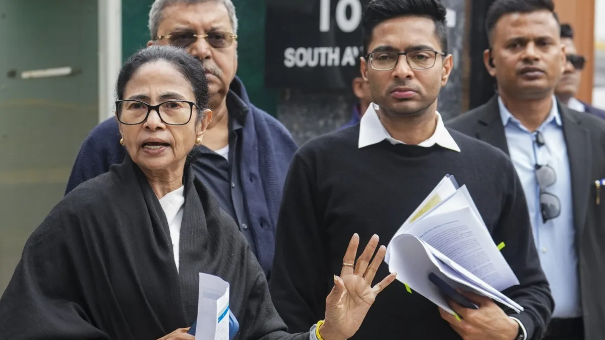 ममता बनर्जी की कोशिश नाकाम, SIR पर सुप्रीम कोर्ट ने सुनाया फैसला; बंगाल में बढ़ी वोटर लिस्ट की डेडलाइन