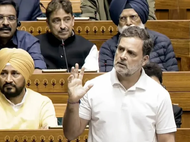 राहुल गांधी के खिलाफ विशेषाधिकार हनन प्रस्ताव नहीं लाएगी सरकार, विवादित भाषण को कार्यवाही से हटाया जाएगा