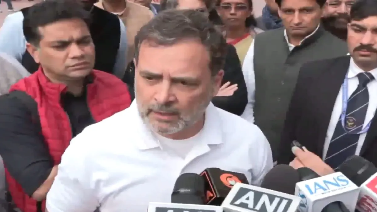‘जब चीन हमारे सामने खड़ा था, मैं यही सदन में बोलना चाह रहा हूं’, जानिए संसद से निकलने के बाद और क्या बोले राहुल गांधी