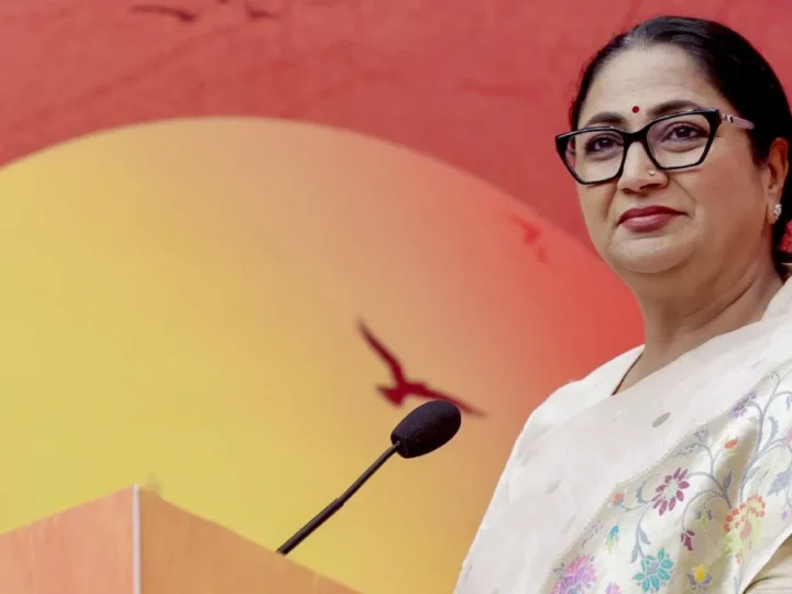 दिल्ली में बीजेपी सरकार का एक साल पूरा, देखें कितने वादे पूरे किए-कितने अधूरे