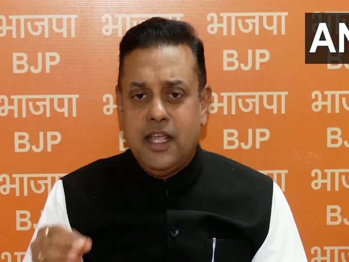 ओम बिरला के खिलाफ अविश्वास प्रस्ताव पर संबित पात्रा ने कांग्रेस को याद दिलाया इतिहास