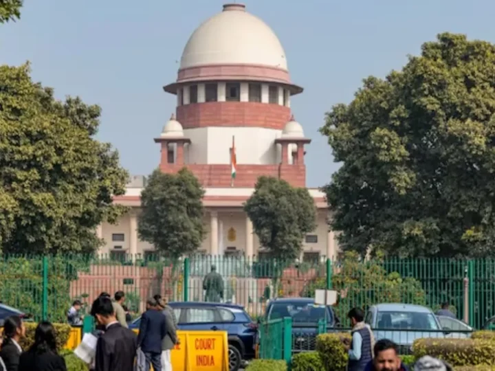 ‘राज्य घाटे में चल रहे हैं, फिर भी मुफ्त योजनाएं दे रहे हैं’, Freebies मामले पर सुप्रीम कोर्ट ने लगाई कड़ी फटकार, जानें क्या क्या कहा