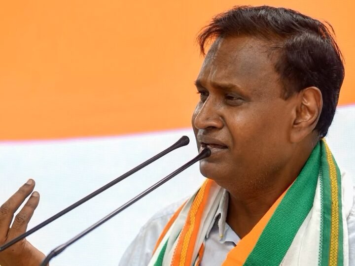 ‘पहले आतंकवाद रुके, फिर क्रिकेट हो…’, भारत-पाकिस्तान मैच पर कांग्रेस नेता उदित राज ने उठाए सवाल