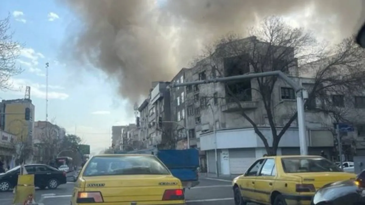 अमेरिका-इजरायल का ईरान पर हमला, खामेनेई के ऑफिस के पास दागी मिसाइल; तेहरान में धमाकों की आवाज