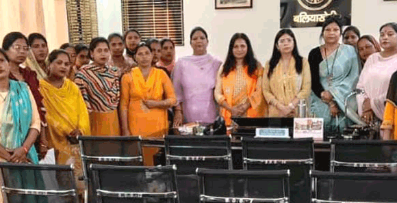 अंतर्राष्ट्रीय महिला दिवस पर महिला मोर्चा का कार्यक्रम, महिलाओं को किया सम्मानित