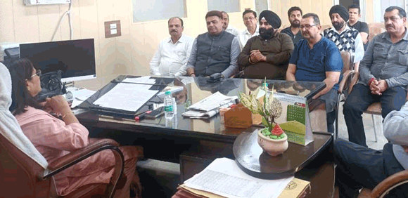 उद्योग व्यापार प्रतिनिधि मंडल ने जीएसटी एडिशनल कमिश्नर रूबी सिंह का किया स्वागत, समस्याओं से कराया अवगत