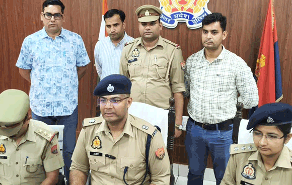 थाना साइबर क्राइम पुलिस ने धोखधड़ी से ठगी गई 7 लाख रूपए की धनराशि की वादी के सुपुर्द